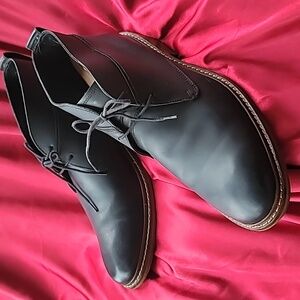 COLE HAAN sz10.5 Air Colton Winter Chukka in Black Iris LIKE NEW